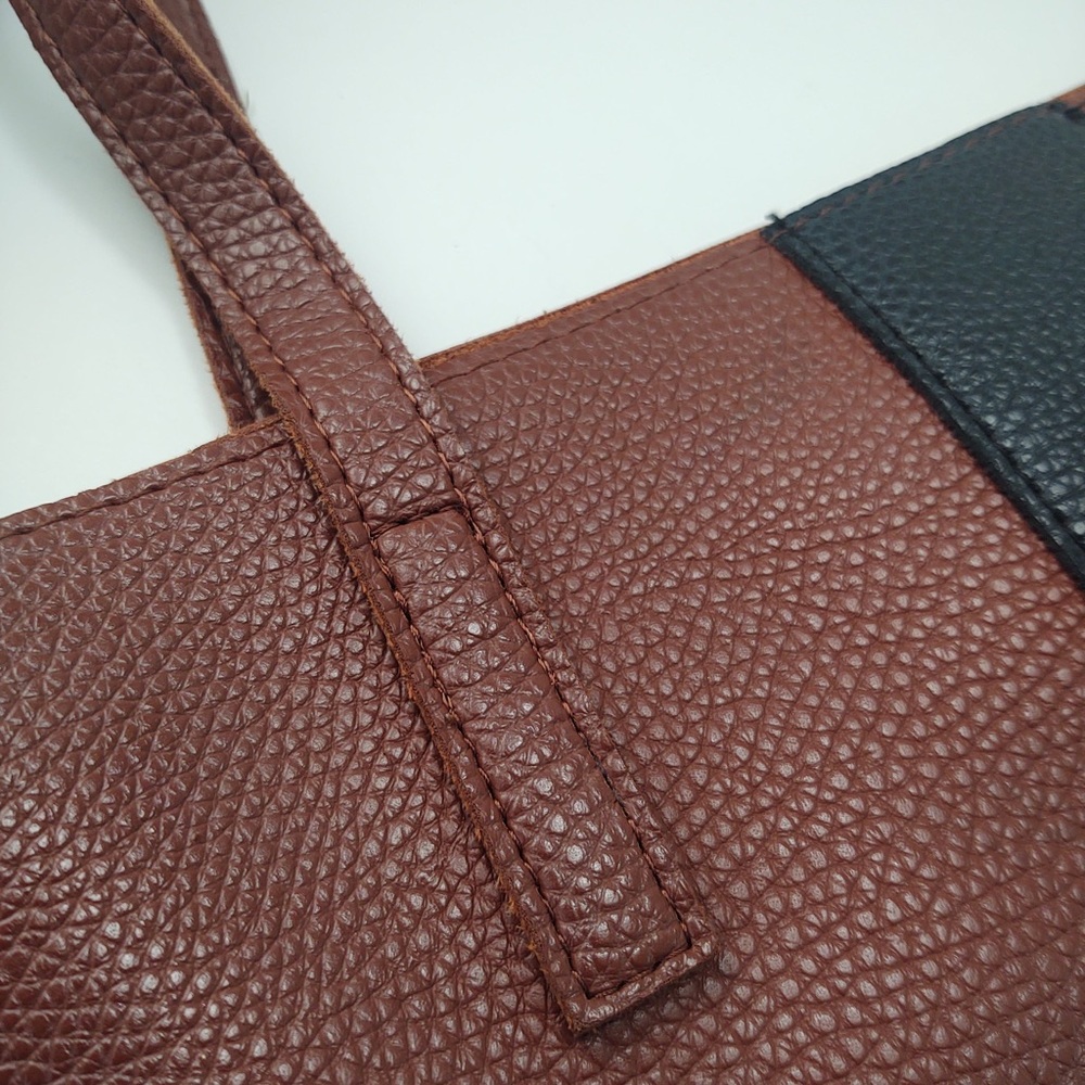 VINCE CAMUTO Luck Tote Elegant Brown and Black Tote Bag - Picture 2 of 6